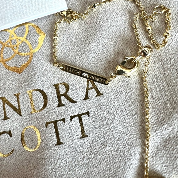 NWT Kendra Scott Pumpkin Short Pendant Necklace - Picture 7 of 10